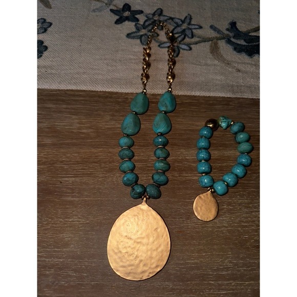 Chico's Turquoise Necklace Bracelet Set Gold Tone Pendant Boho Jewelry - Picture 5 of 8